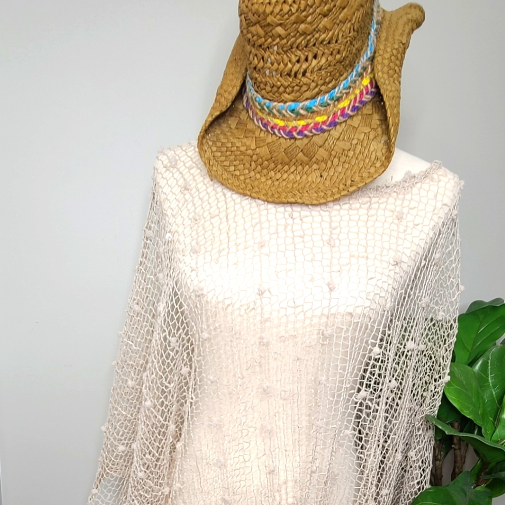 Fish Net Shaw